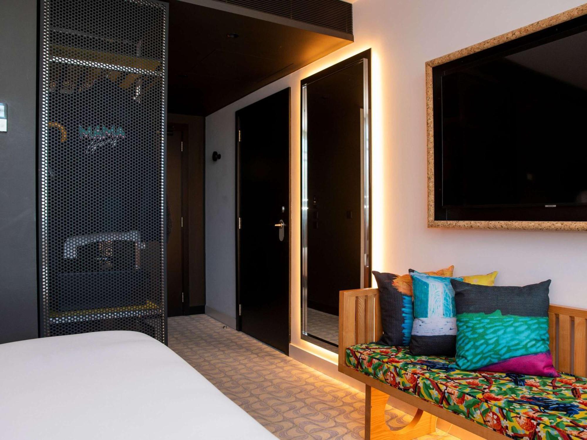 Отель Mama Shelter Lisboa Экстерьер фото