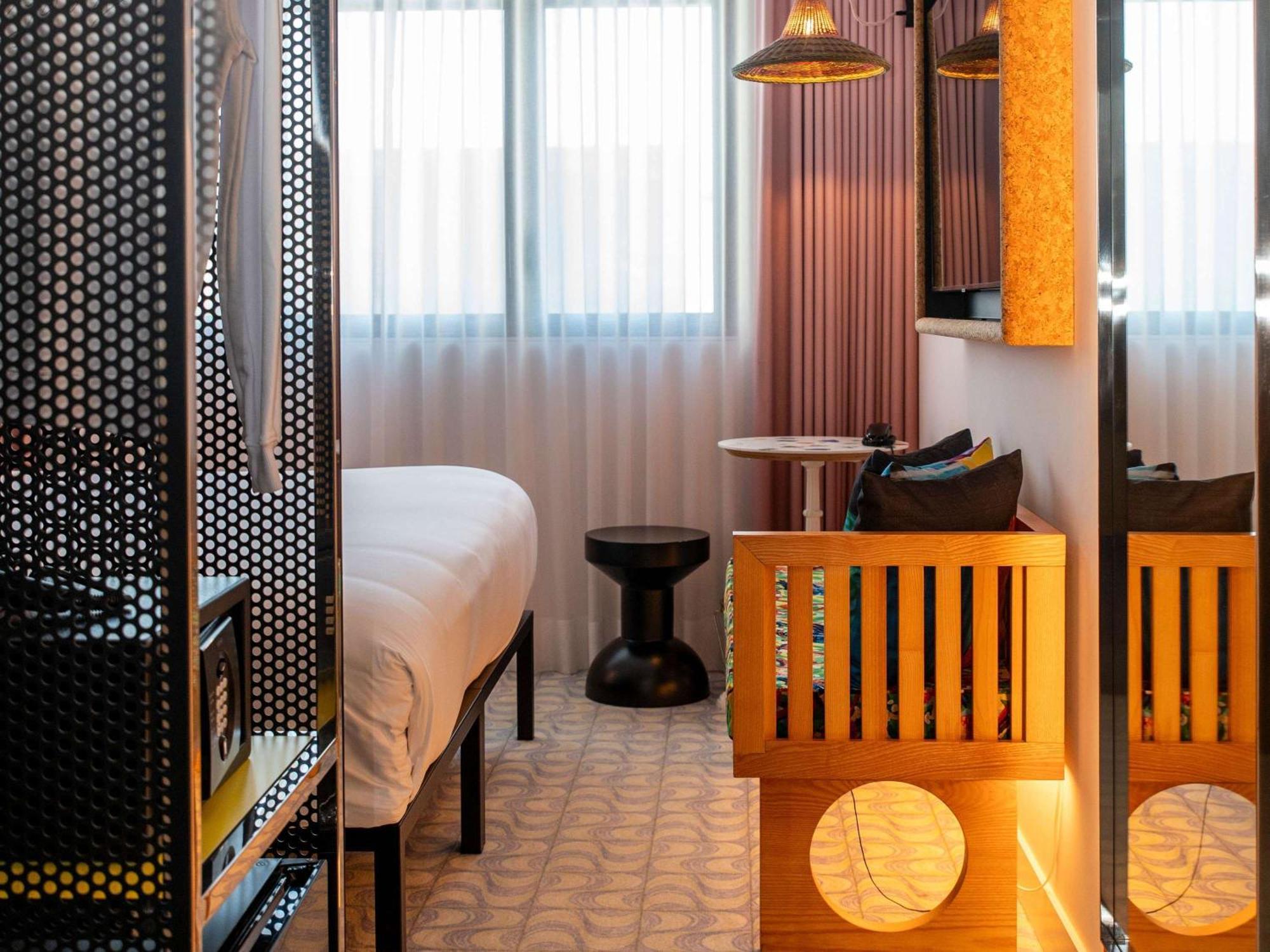 Отель Mama Shelter Lisboa Экстерьер фото