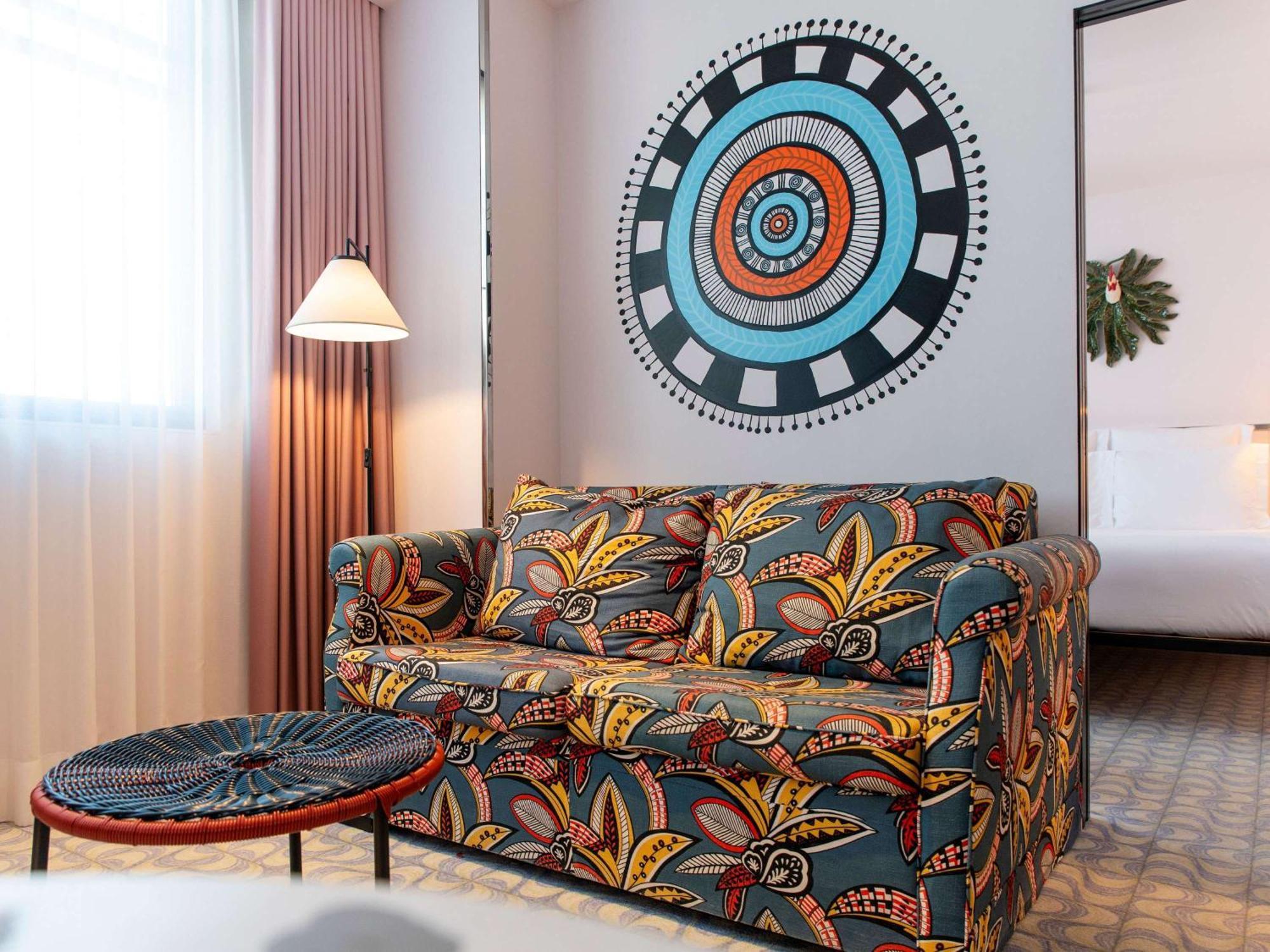Отель Mama Shelter Lisboa Экстерьер фото
