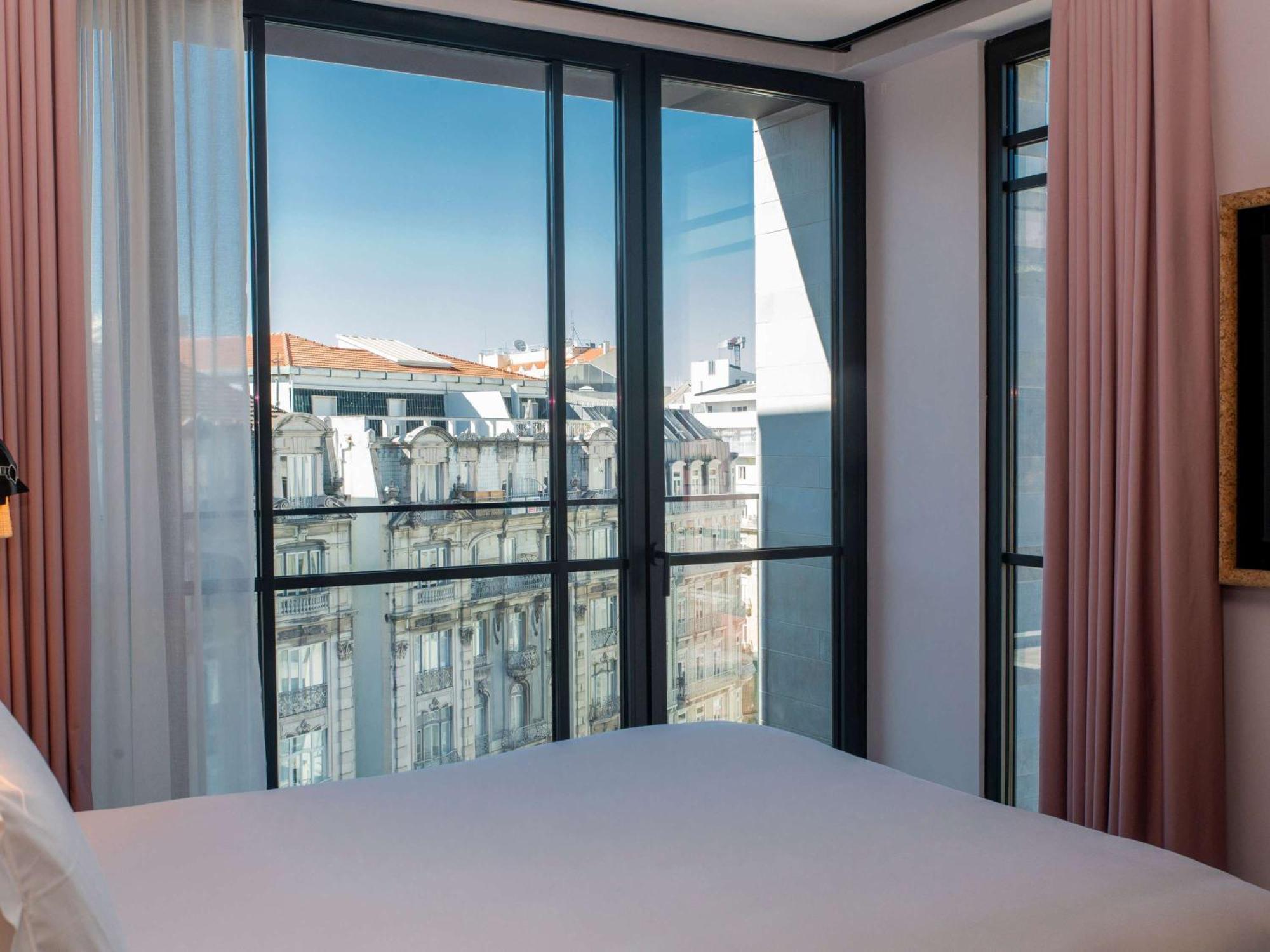 Отель Mama Shelter Lisboa Экстерьер фото