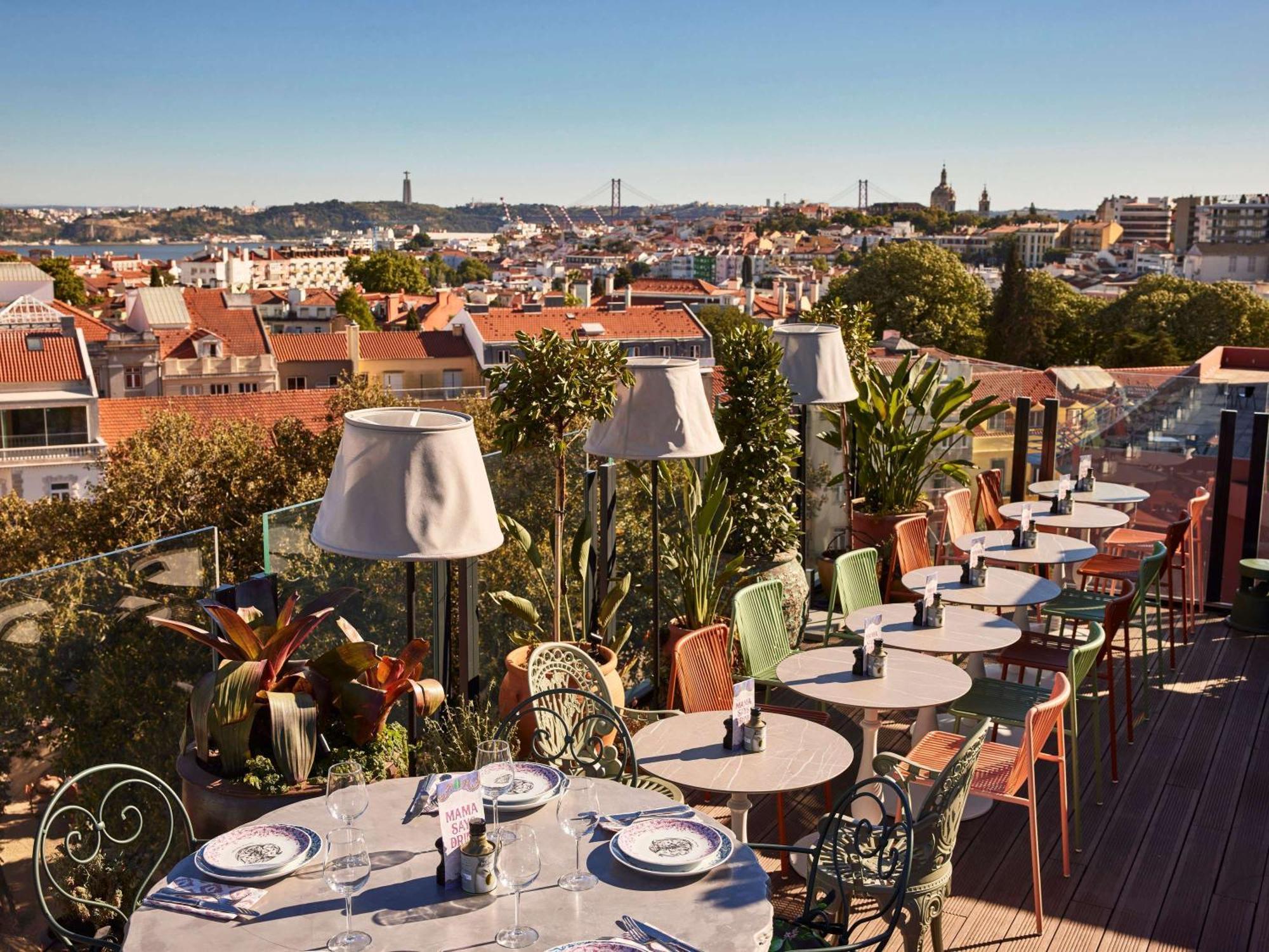 Отель Mama Shelter Lisboa Экстерьер фото