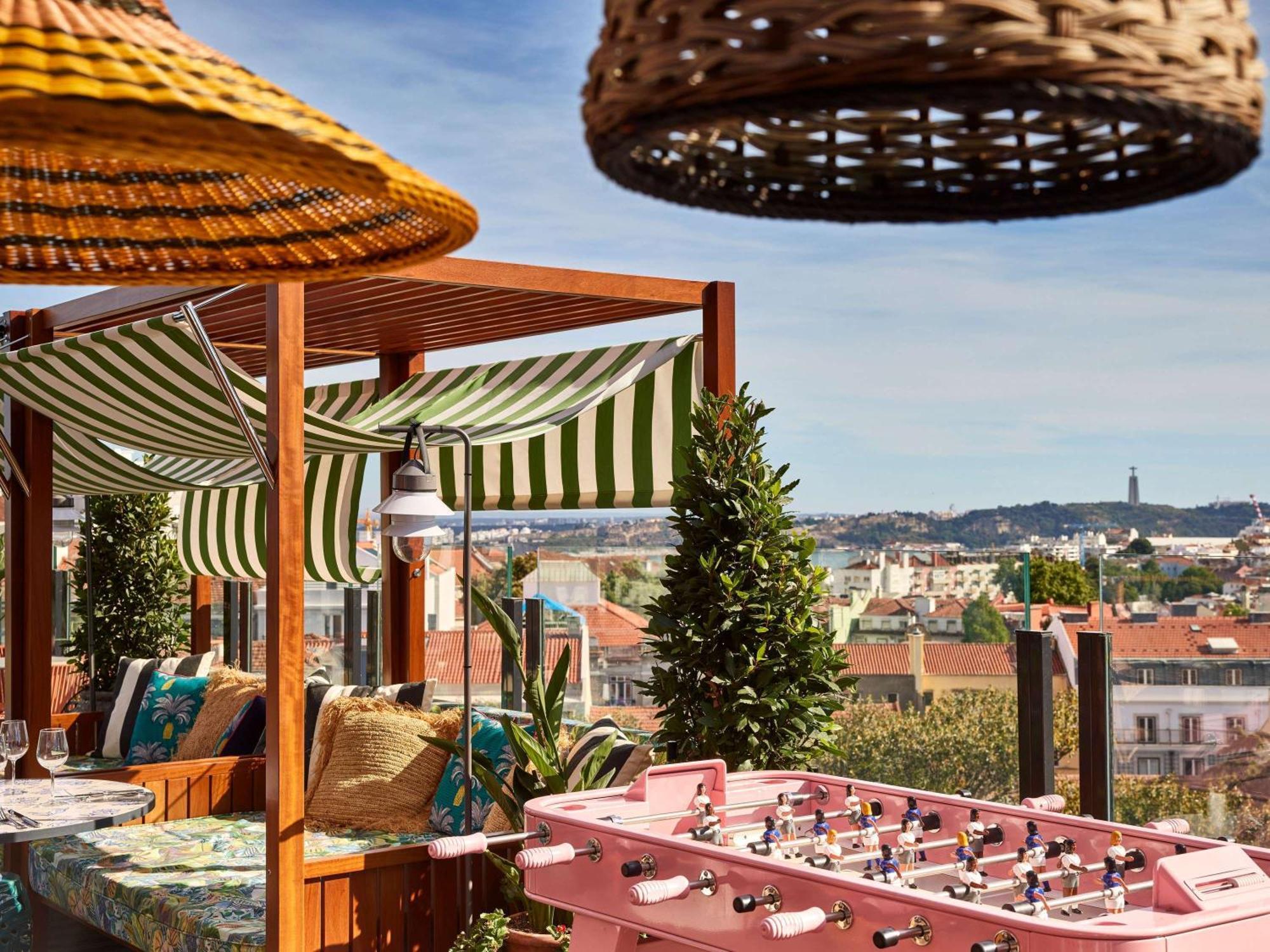 Отель Mama Shelter Lisboa Экстерьер фото
