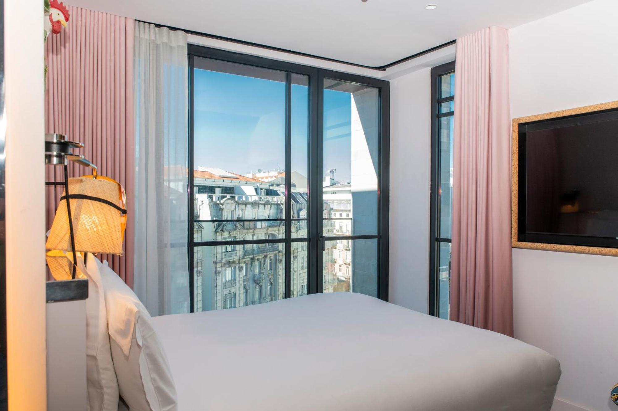 Отель Mama Shelter Lisboa Экстерьер фото