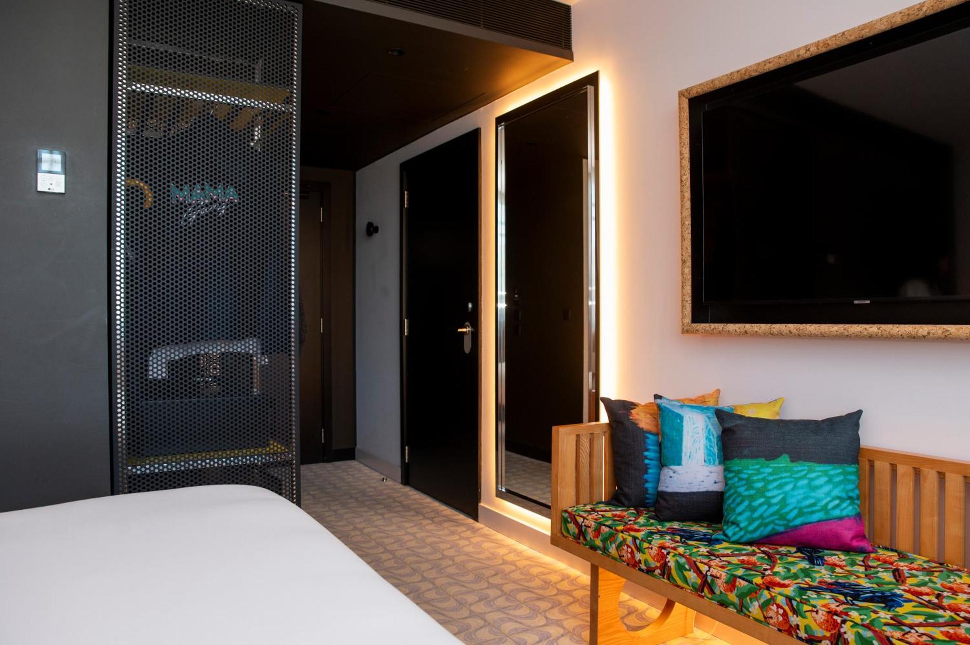 Отель Mama Shelter Lisboa Экстерьер фото